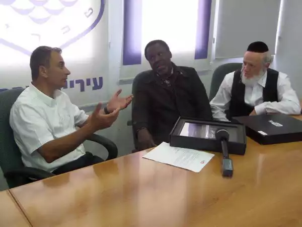 Prophet T.B Joshua Meets With 3 Mayors In Israel. [Photos]